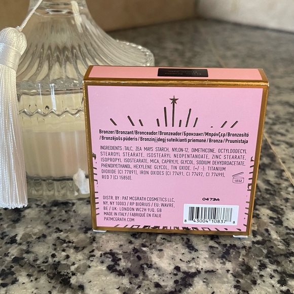 Pat McGrath Labs: Skin Fetish-Divine Bronzer (Bronze Dawn) - Picture 7 of 14